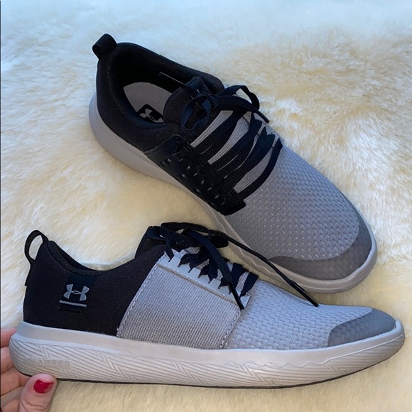 Under Armour Other - Under armour youth tennis shoes